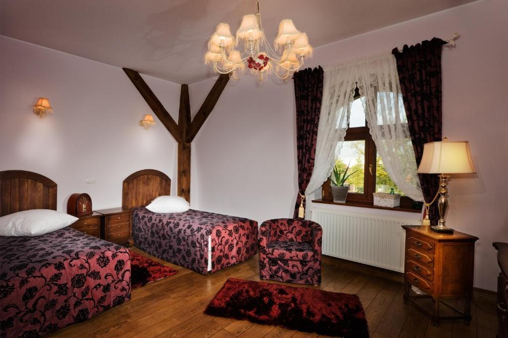Villa Cztery Pory Roku Zbaszynek Bilik gambar