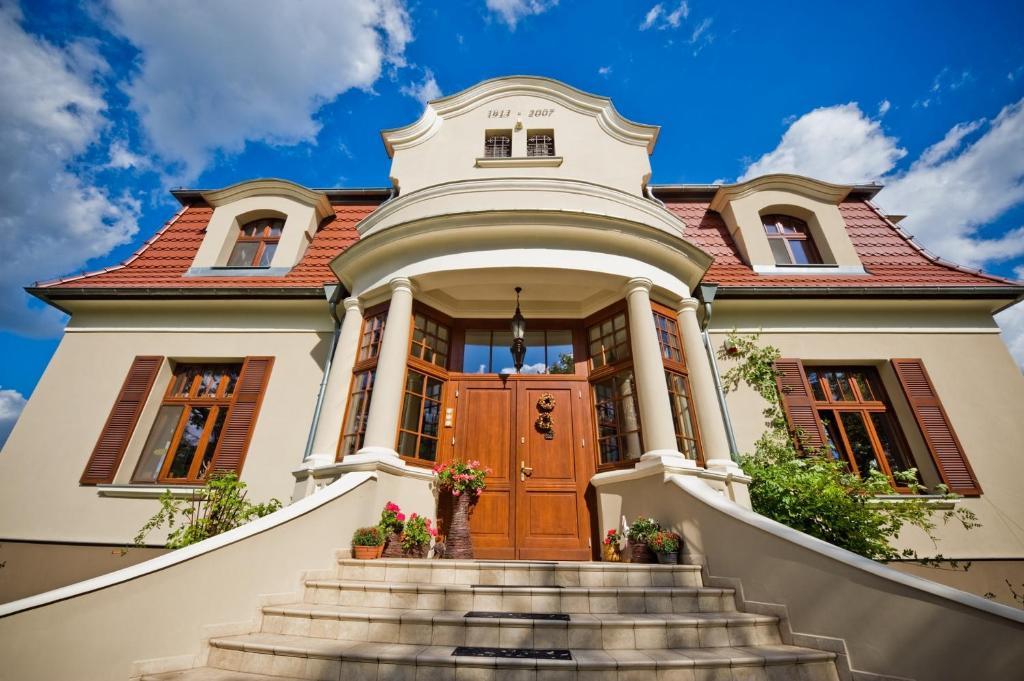 Villa Cztery Pory Roku Zbaszynek Luaran gambar