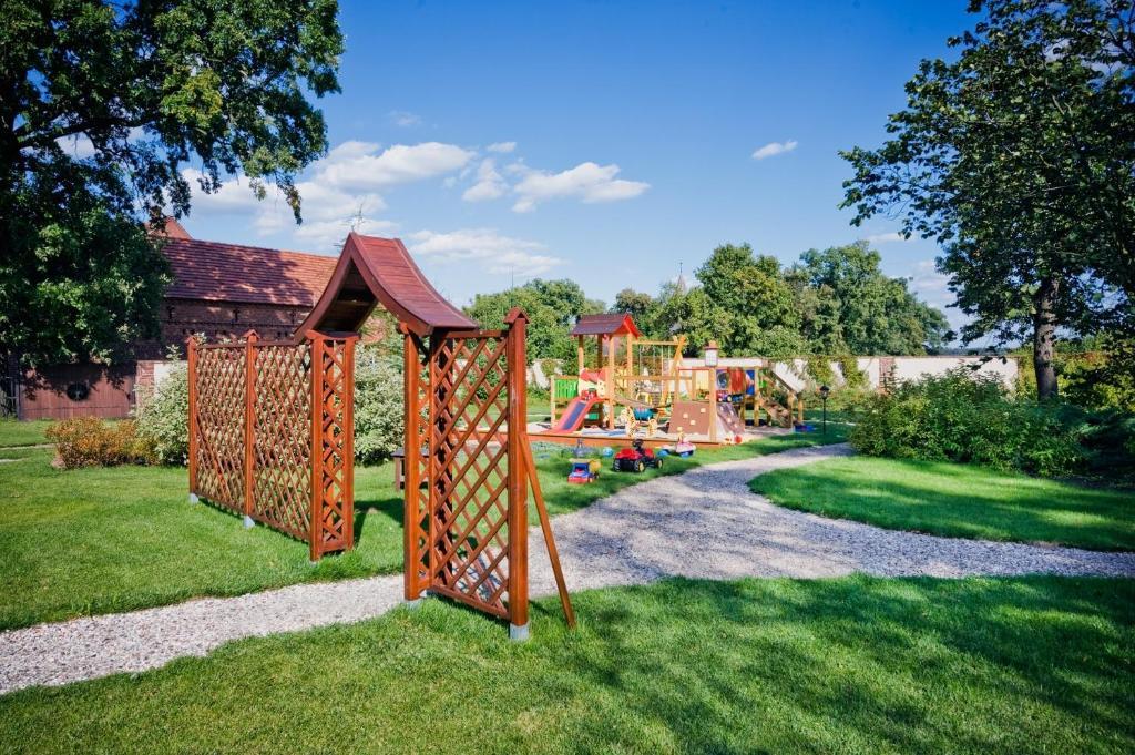 Villa Cztery Pory Roku Zbaszynek Luaran gambar