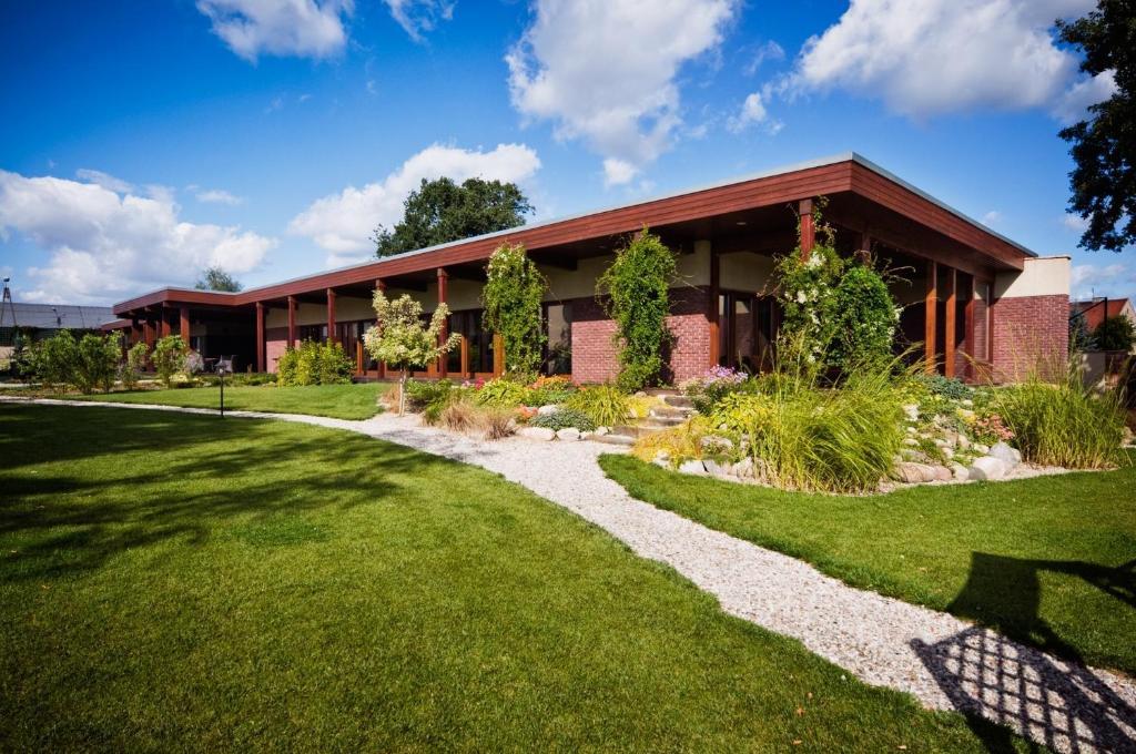 Villa Cztery Pory Roku Zbaszynek Luaran gambar