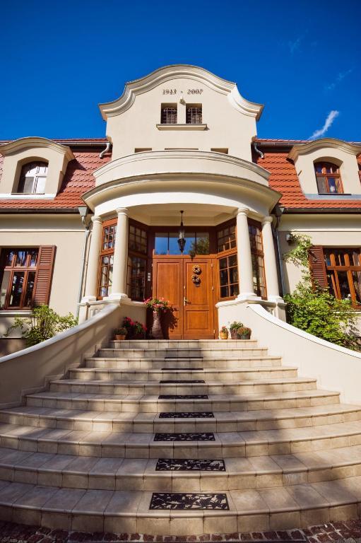 Villa Cztery Pory Roku Zbaszynek Luaran gambar
